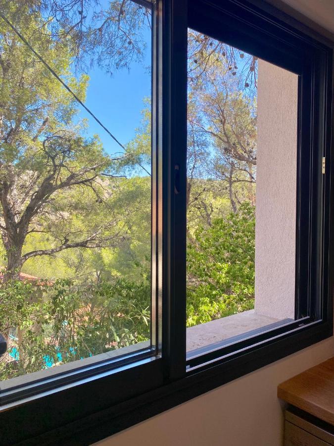 Appartement Au Calme, Calanque Des Figuieres Ensues-la-Redonne Extérieur photo